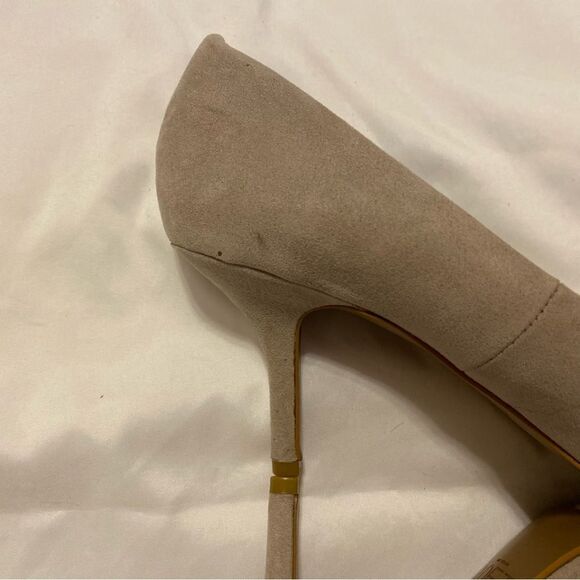 LOFT Vegan Faux Suede Peep Toe Pumps Sz 9 excellent condition. Comfortable shoe - Picture 7 of 16